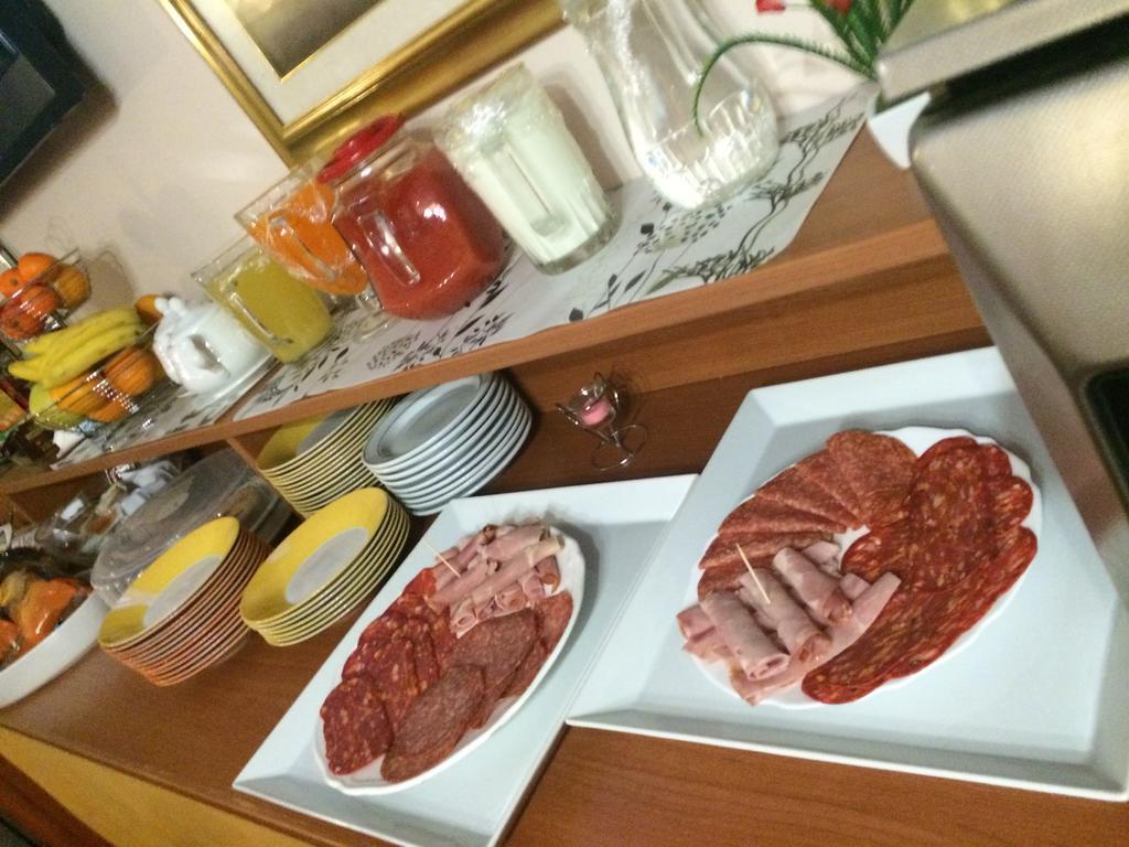 Royal Hotel Milan Room photo